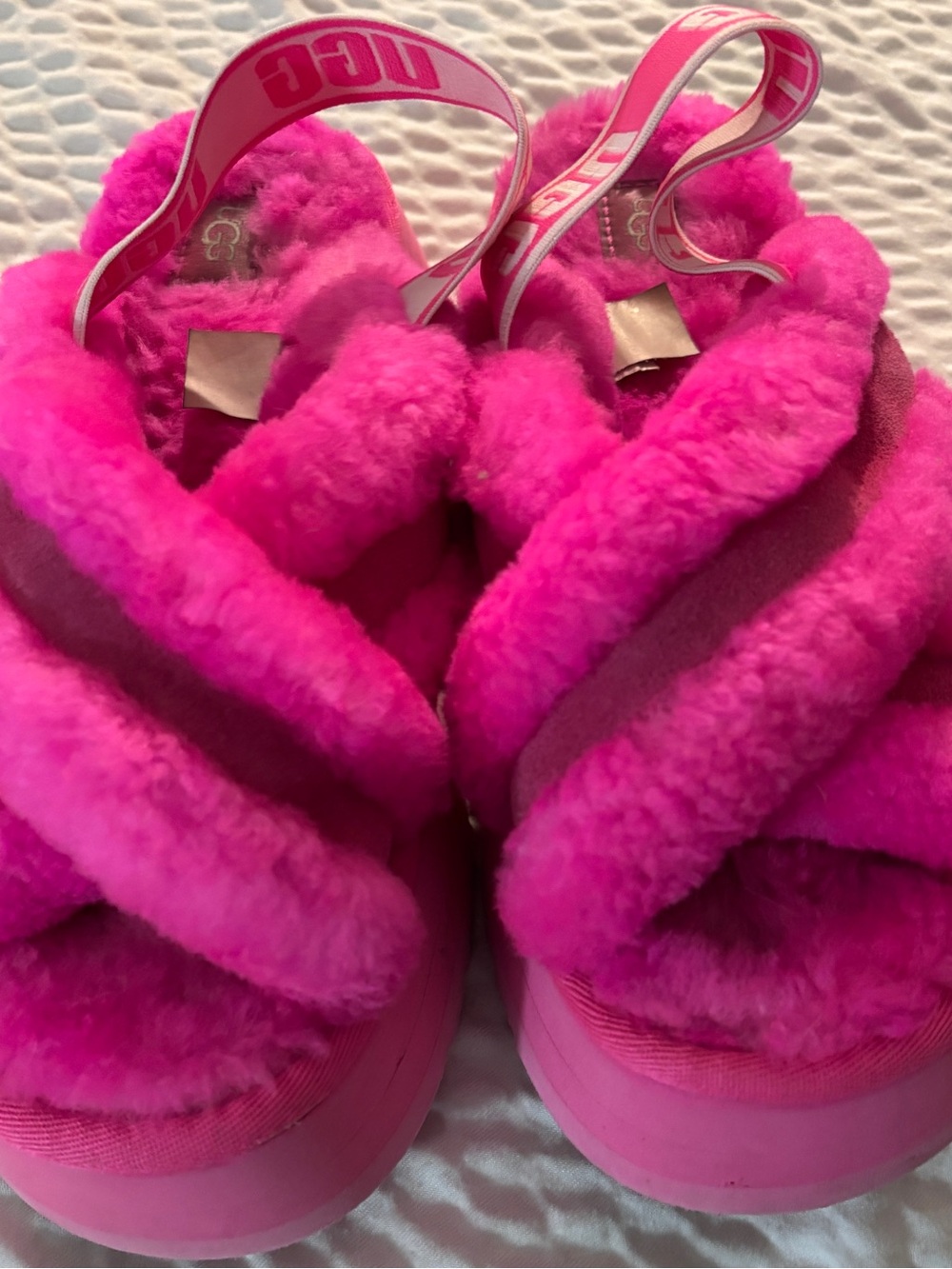 UGG Disco Cross Slide Taffy Pink Platform Sandals Size 8